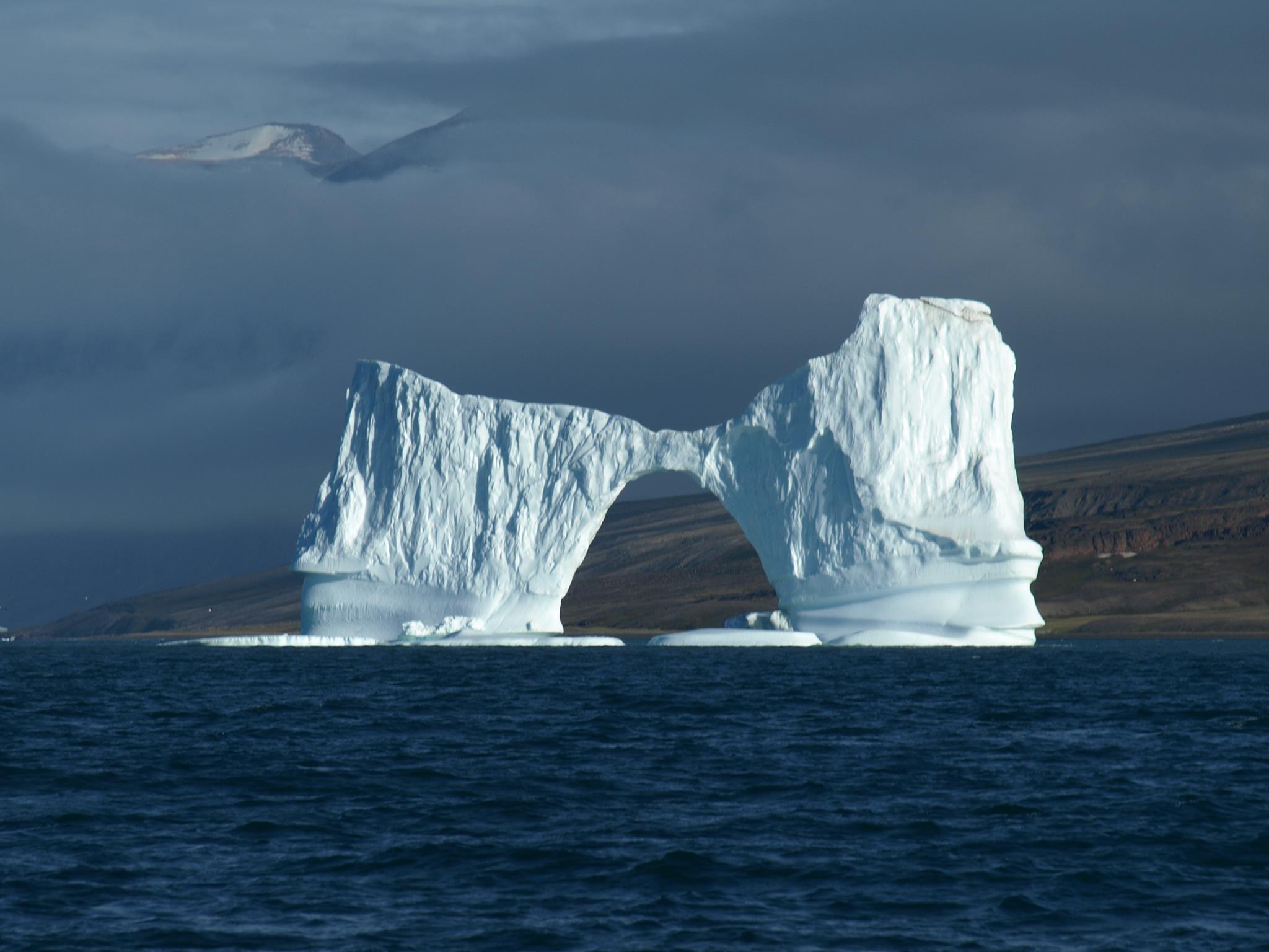 (c) Pieter Vos, Lelystad, "Op weg naar Umanaq"